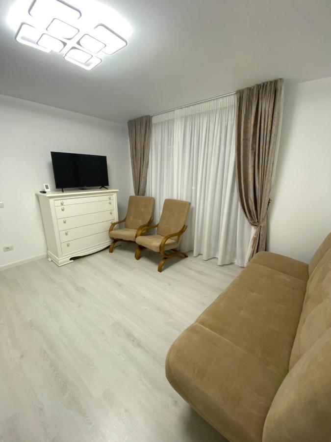 Ph16 Apartment Piatra Neamţ Exterior foto